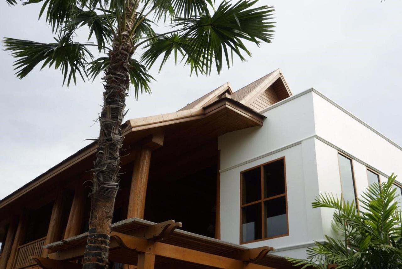 Vanasin Residence Tak Exterior foto