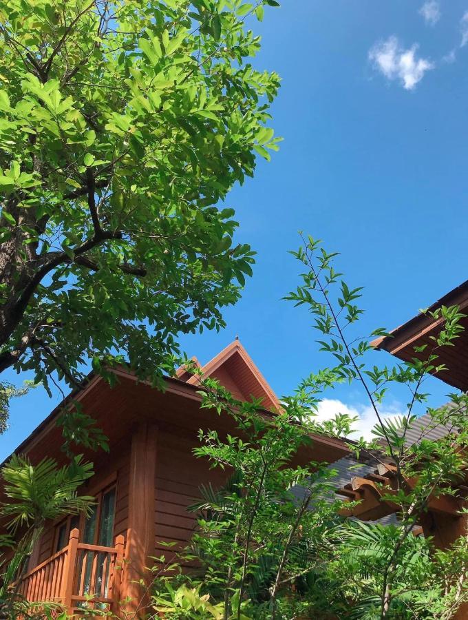 Vanasin Residence Tak Exterior foto