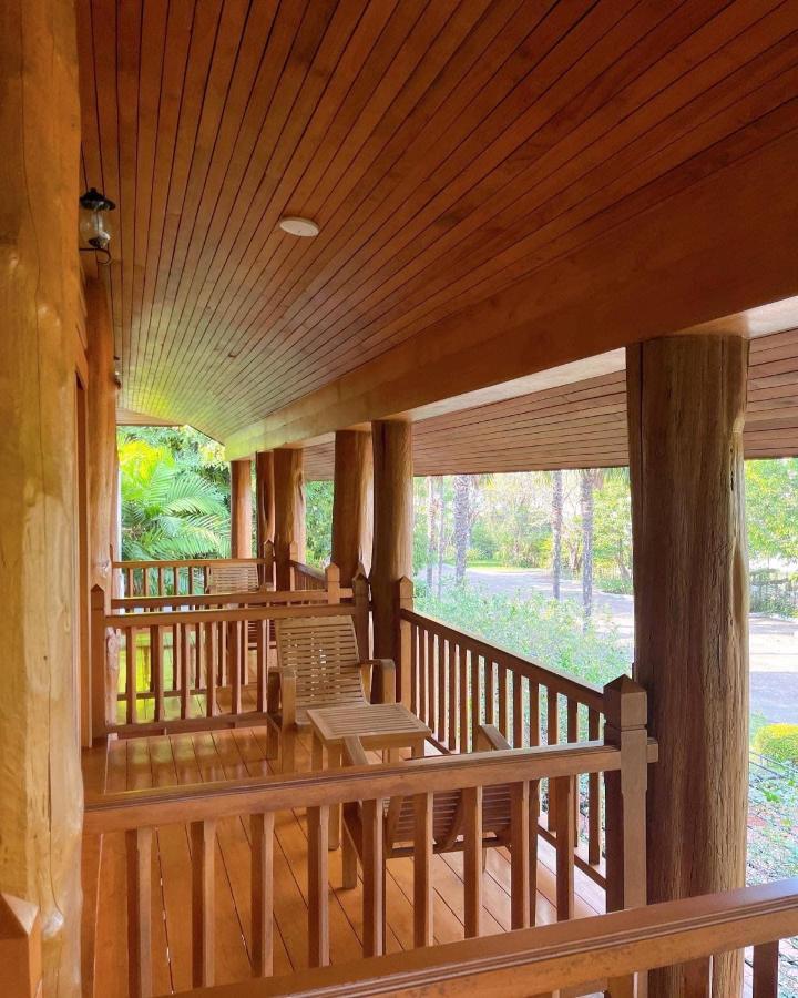 Vanasin Residence Tak Exterior foto