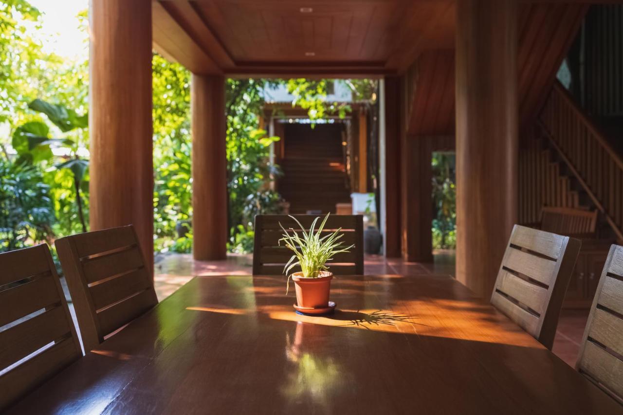 Vanasin Residence Tak Exterior foto