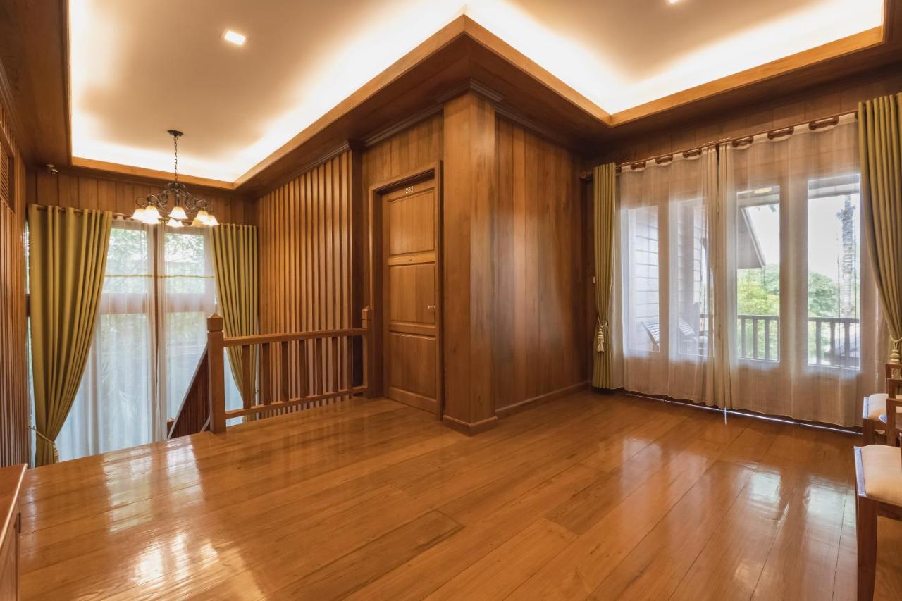 Vanasin Residence Tak Exterior foto